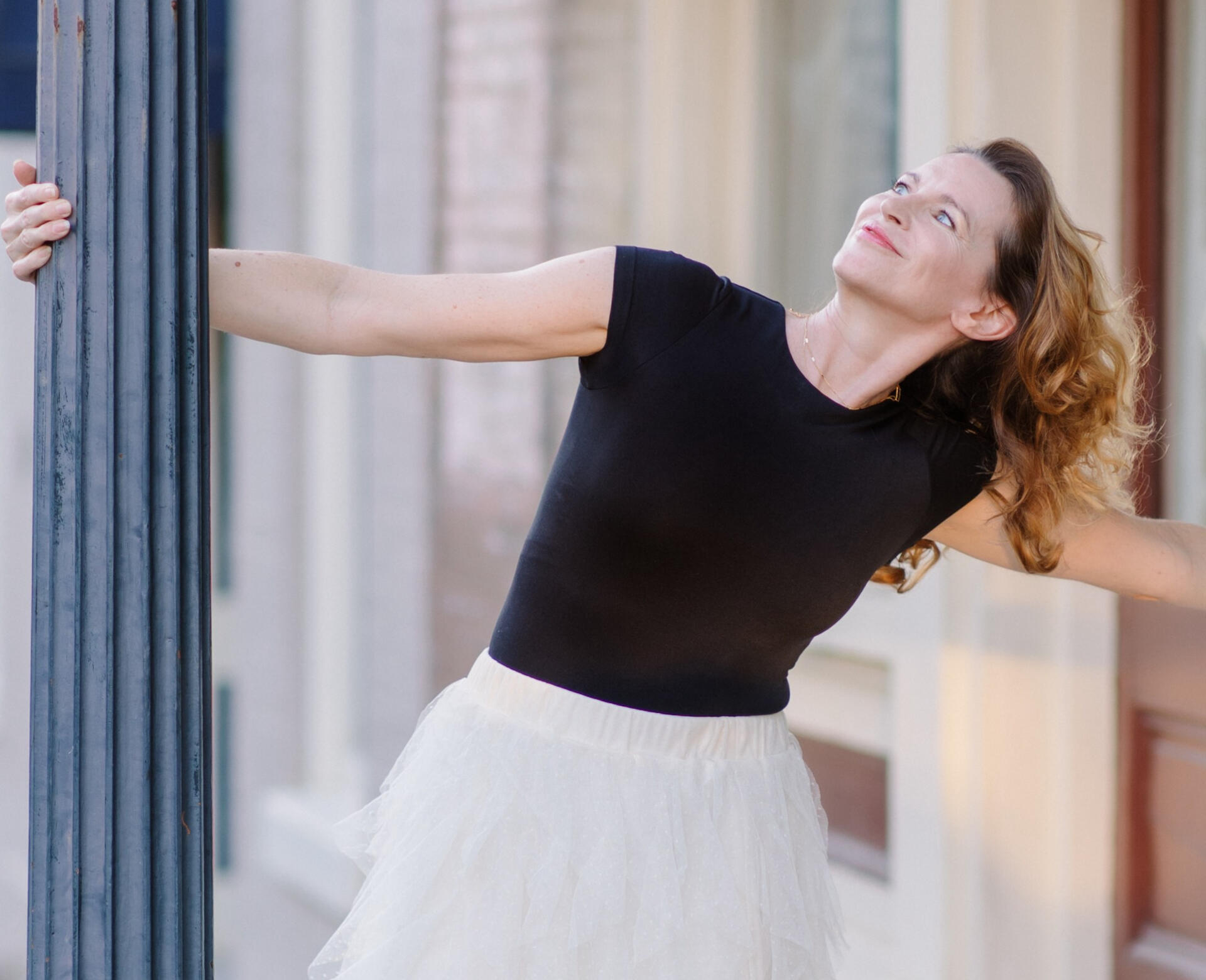 Julia Robertson saying Goodbye Julia Robertson in Staunton